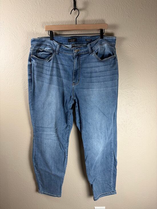 Judy Blue Denim - Judy Blue Size 22W Jeans Slim Fit Straight Leg Light Wash Whiskering Denim Pants